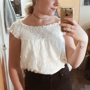 OFF THE SHOULDER WHITE LACE TOP ❤️